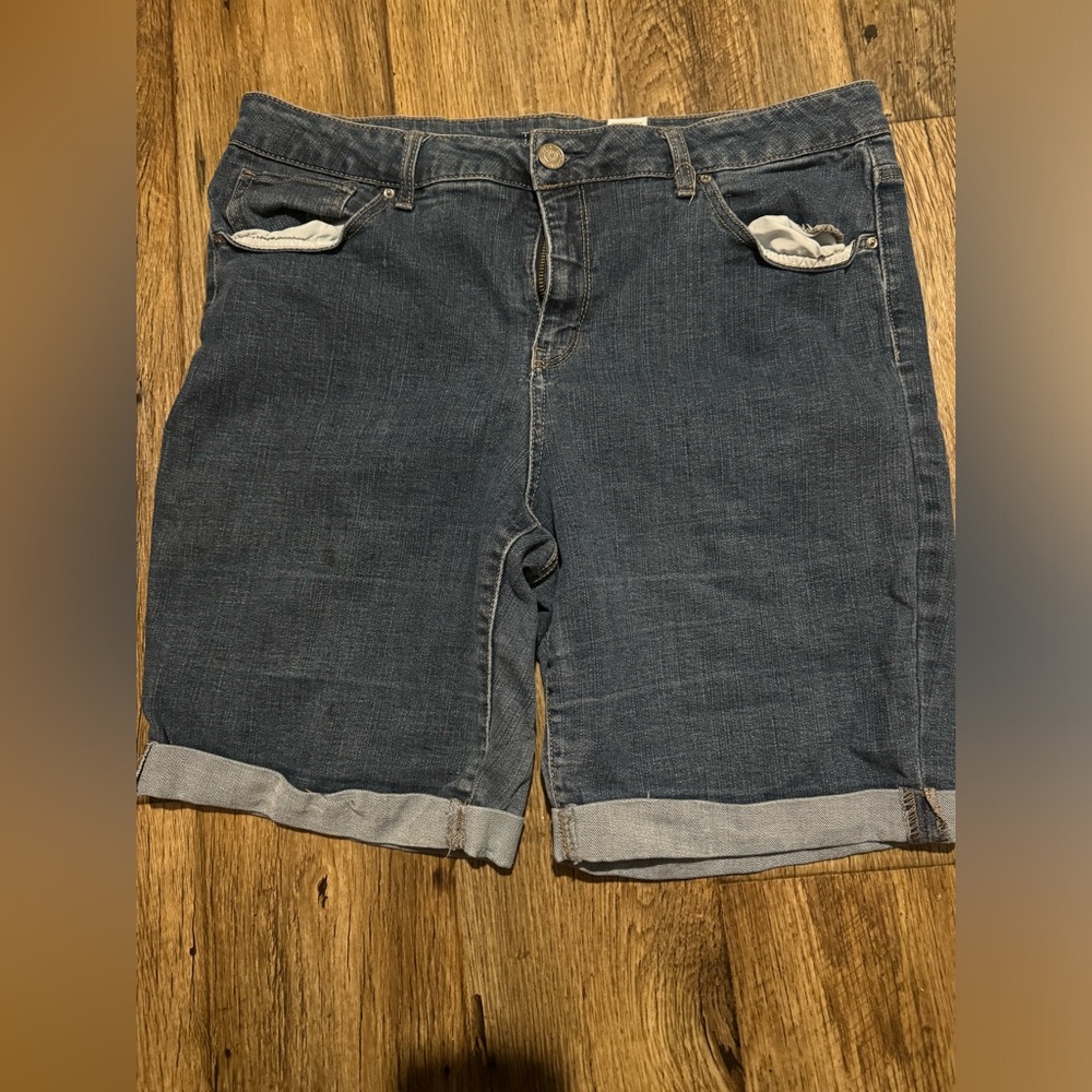 Time and Tru Women's Denim Shorts - Dark Blue